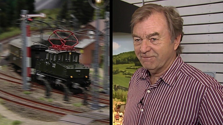 Frowald Rünzi geht immer wieder gerne mit seinem Klappschrank inklusive Bahnhof Buchheide auf Ausstellungen.