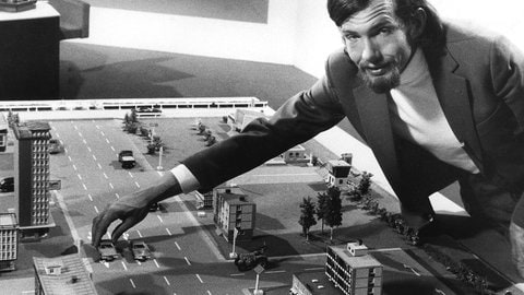 1970 startet der SWR mit dem Schulfernsehen - mit Fernsehlehrer Ludwig Graf.