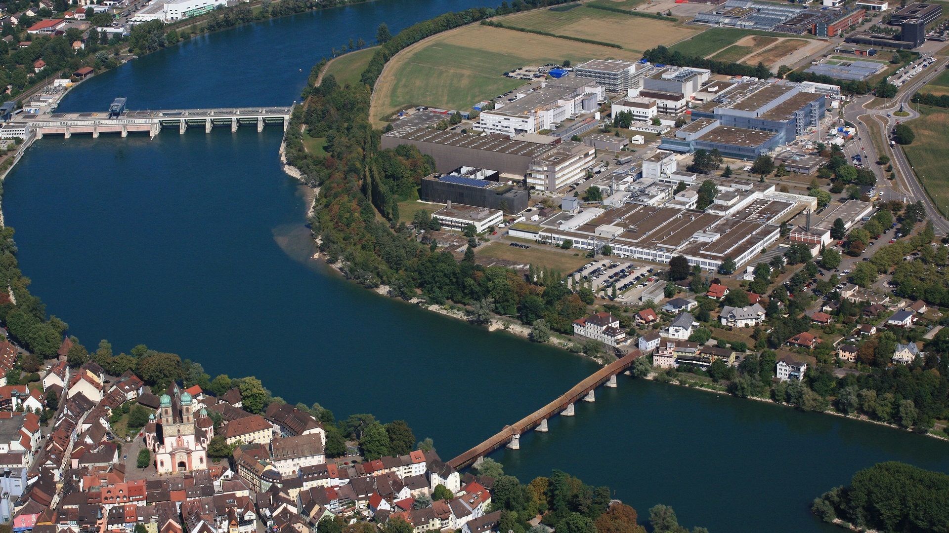 Leichenteile im Rhein gefunden: Opfer identifiziert