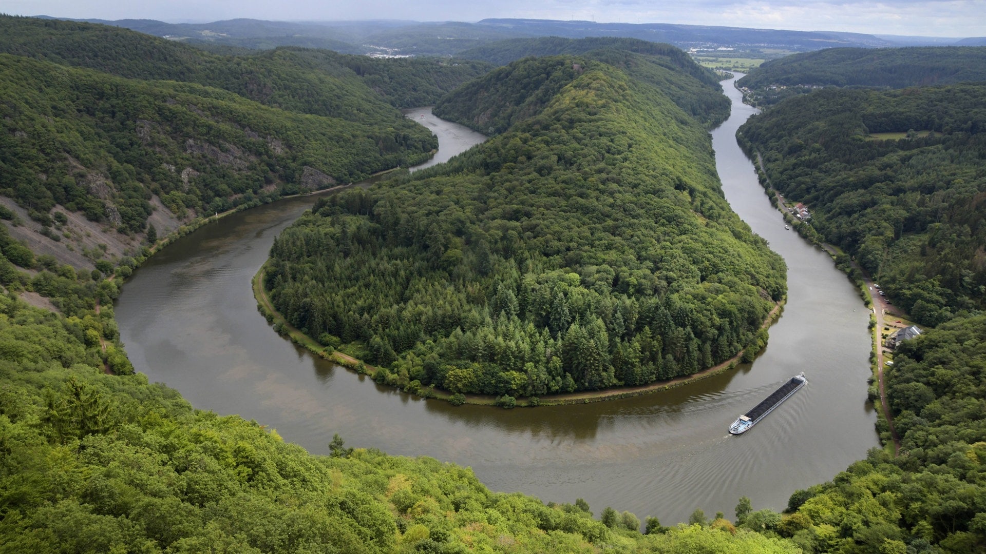 Warum heißt es DIE Donau, aber DER Rhein? Wovon hängt das Geschlecht von Flüssen ab?