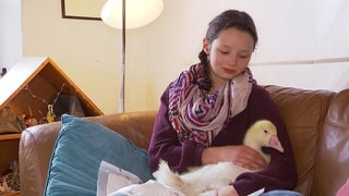 Linnea und Urmel sind unzertrennlich.