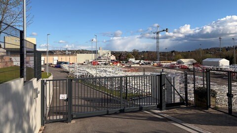 Neue Zufahrt zum Werk des Kranbauers Tadano in Zweibrücken