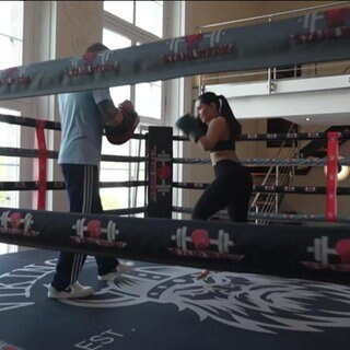 Aurelia im Boxring