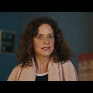 Beate Macht als Komparsin in einem Film