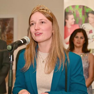 Anna Zenz