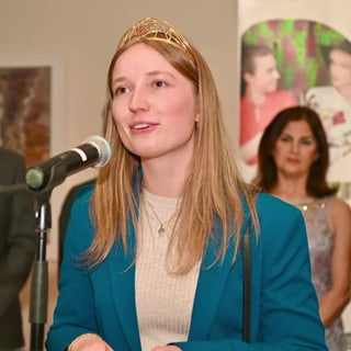 Anna Zenz