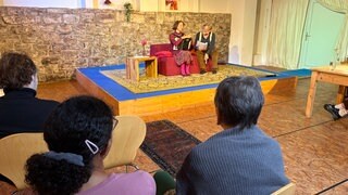 Eine Probe mit Publikum im Theater "Alte Turnhalle" in Gernsbach (Landkreis Rastatt).