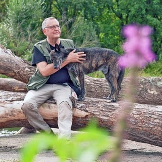 Herrchen Jürgen Wende mit seinem holländischen Schäferhund Tequila
