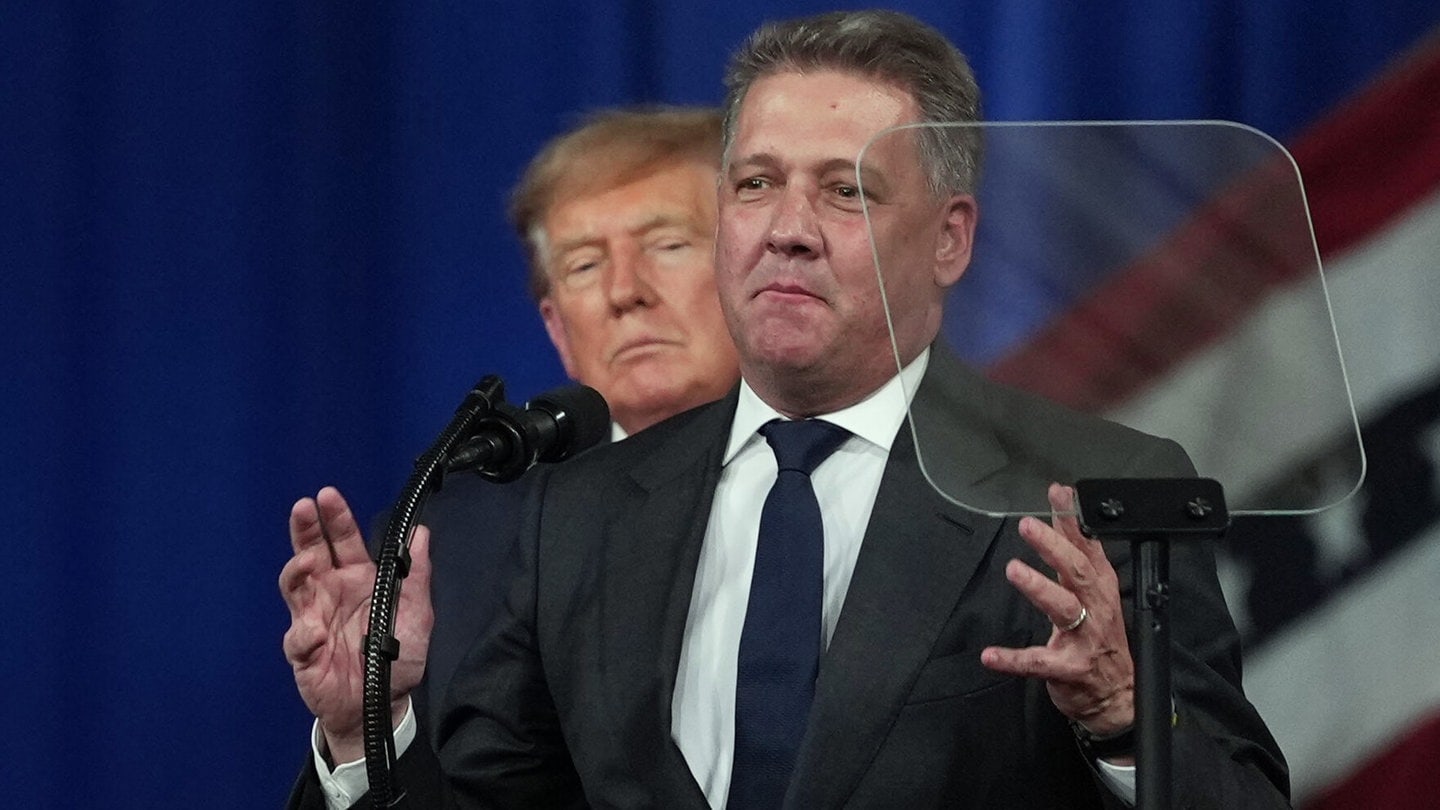 Gemeinsame Sache mit Trump? Audi verteidigt umstrittenen Auftritt in den USA