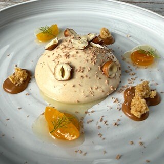 Gefüllte Cookies mit Haselnusscreme und marinierten Kumquats