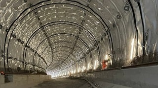 In Imsweiler wird derzeit eine Ortsumgehung gebaut. Die Polizei weißt darauf hin, dass der Tunnel nicht betreten werden darf.