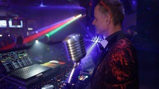 Wolfgang Aich, Bankangestellter aus Friedrichshafen wird DJ