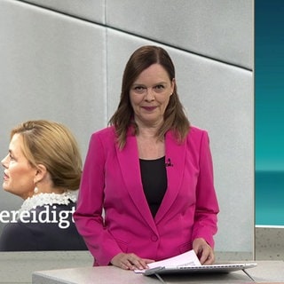 Nachrichtensprecherin Anke Neuzerling