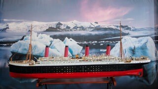 Eine Replik der Titanic