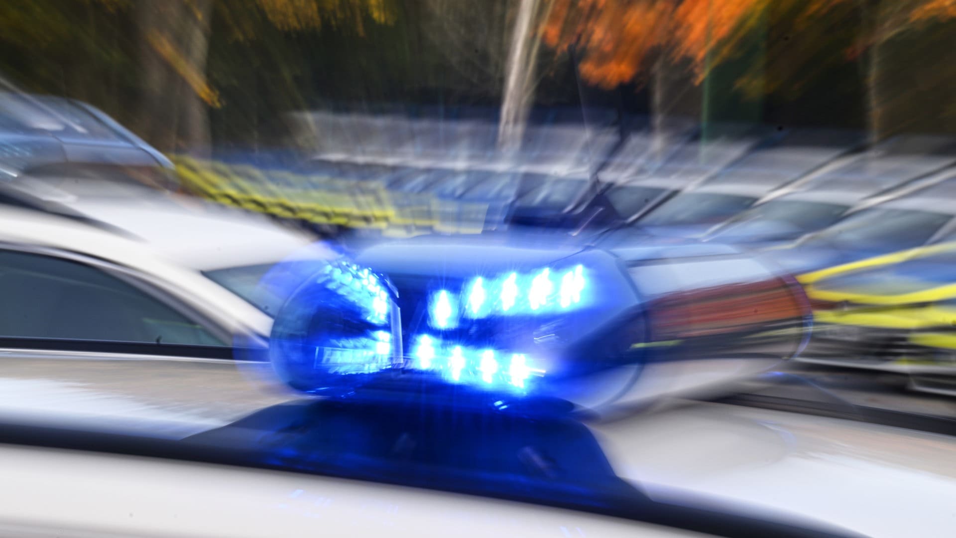 Tödlicher Lkw-Unfall: Frau und einjähriges Kleinkind tot
