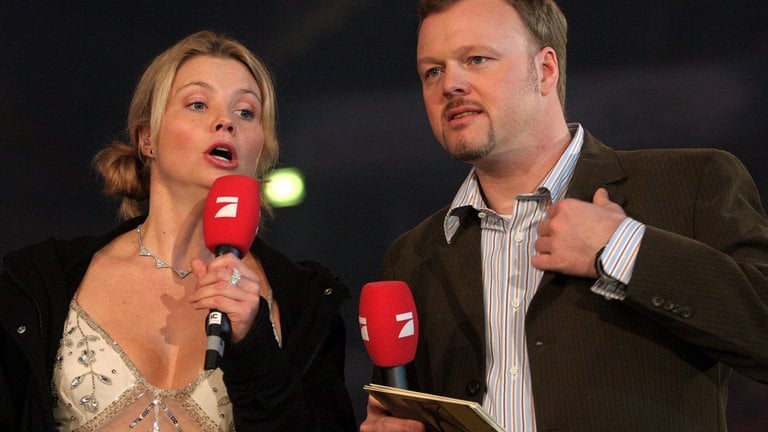 Annette Frier moderiert an der Seite von Stefan Raab