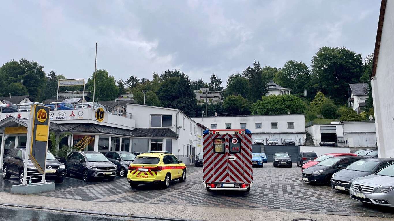 Meter Exploding Nach schwerer Explosion in Daaden: Trümmer werden beseitigt - SWR Aktuell