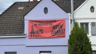 Plakate zum Geothermie-Projekt in Neuhofen 