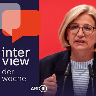 Anke Rehlinger, Ministerpräsidentin des Saarland, (SPD), spricht bei der Bewerbungsrede als stellvertretende Bundesvorsitzende. 