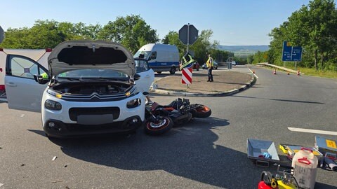 Zwischen Ingelheim und Heidesheim ist ein Motorradfahrer bei einem Unfall schwer verletzt worden.