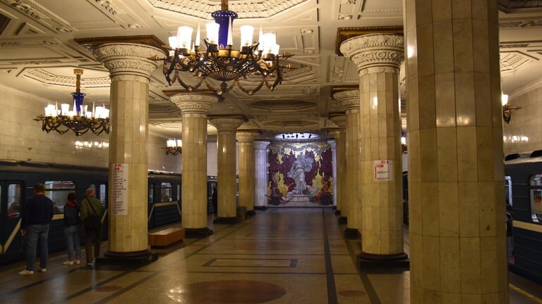 Frischer Dampf rund um Sankt Petersburg
