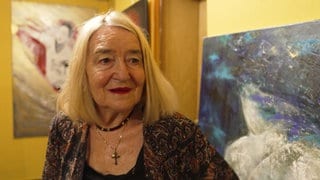 Demenzforscherin Doris Wartmann zeigt, wie ein Bildertest helfen kann, die Pflege von Menschen mit Demenz persönlicher zu gestalten. 