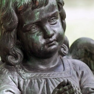 Engelstatue, die in Diez an getötete Luxemburger erinnert