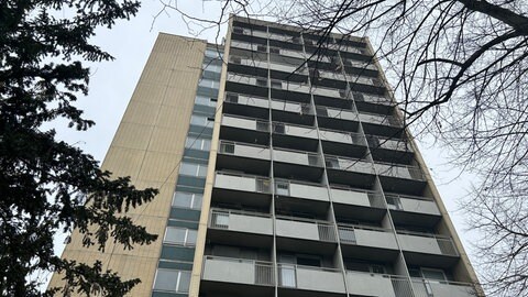 Außenansicht des Wohnheims für Pflegepersonal des Klinikums Stuttgart in Stuttgart Nord.