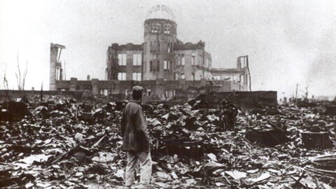 Zerstörung in Hiroshima nach dem Abwurf der Atombombe.