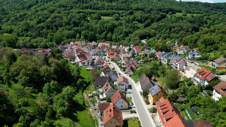 Zehn Jahre nach der Flutkatastrophe: In Braunsbach wurde nicht nur wiederaufgebaut, sondern auch modernisiert.