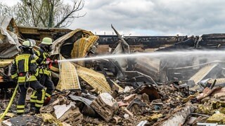 Feuer in Club in Kehl - als das Feuer ausbrach, befanden sich 750 Gäste im Gebäude. Evakuierung verlief vorbildlich.
