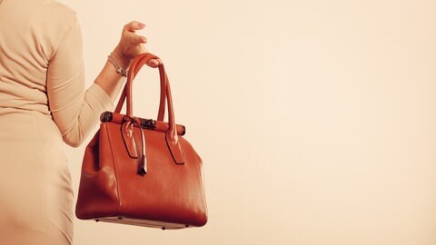 Handtasche aus Glattleder