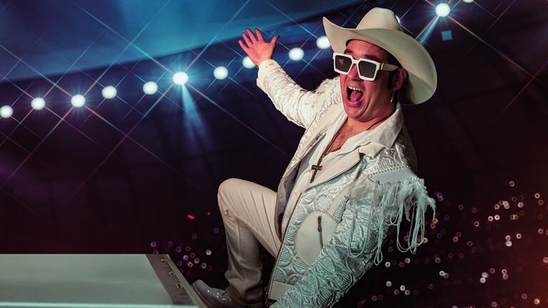 Die Elton John Tribute Show „Bitch is back“