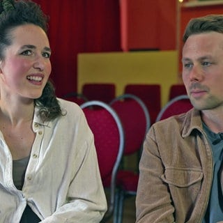 Anna Hinrichs und Kim Reuter in ihrem eigenen Theater, dem MUK in Mainz Gonsenheim