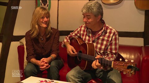 Roland Kalus und Elke Diepenbeck singen