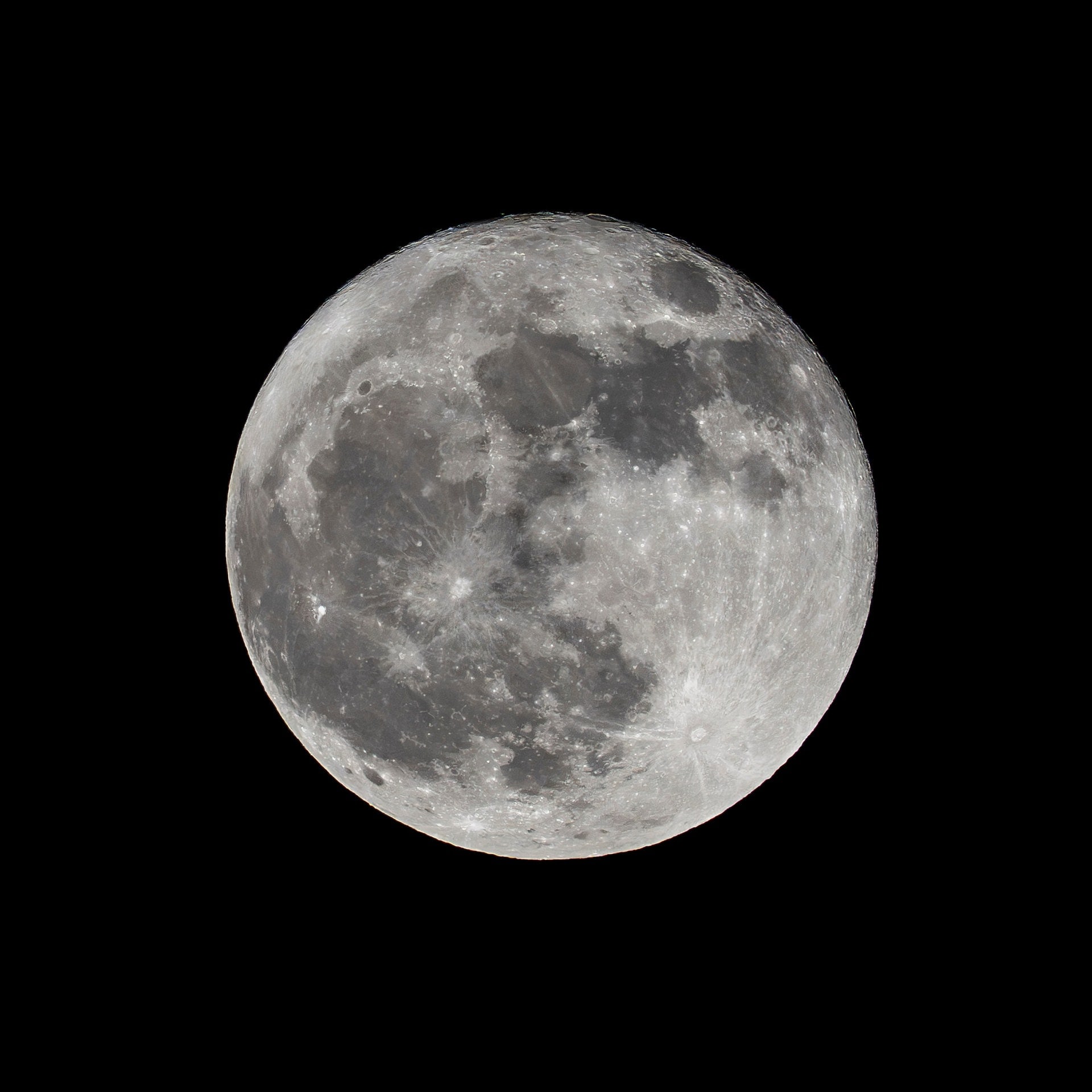 Warum zeigt uns der Mond immer dieselbe Seite?