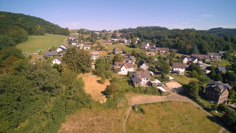 Hierzuland Helmeroth Ortsbild