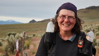 Christine Thürmer ist die meistgewanderte Frau der Welt: 60.000 Kilometer durch 40 Länder! Davon erzählt sie in SWR1 Leute. Was ist Extremwandern, was ist Langstreckenwandern und was steckt hinter ihrem Hobby Thruhiking? Was fasziniert Christine Thürmer am Radfahren und Paddeln - damit hat sie übrigens auch schon 35.000 Kilometer gesammelt...