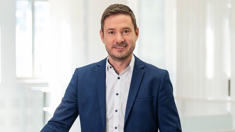 Kolja Schwartz aus der ARD Rechtsredaktion in Karlsruhe