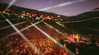 Mark Forster und seine Gäste beim Konzert auf dem Betze