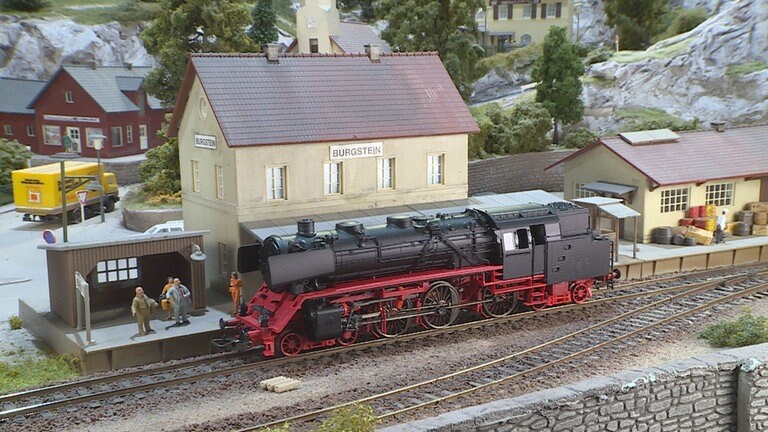PIKO schickt die Baureihe 62 ins Rennen. Hier noch ein Vorab-Muster ohne Beschriftung.