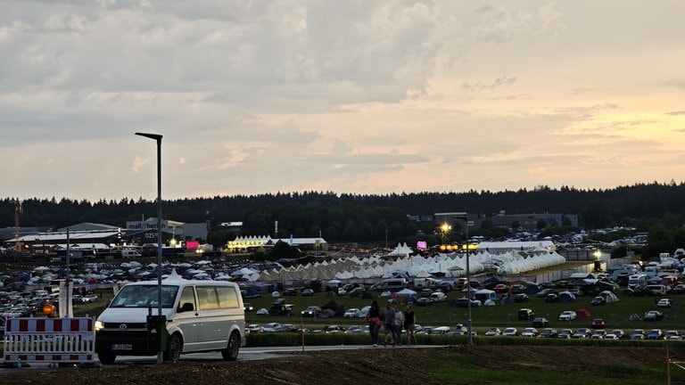 Wegen eines Unwetters musste das Southside Festival unterbrochen werden.