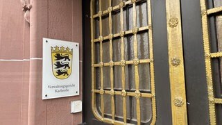 Am Verwaltungsgericht Karlsruhe ging es am Dienstag um die für ungültig erklärte Bürgermeisterwahl in Alpirsbach im Kreis Freudenstadt. Die Frage: Hat der gewählte Sven Christmann seine Wähler getäuscht?