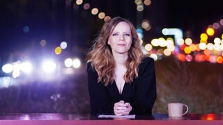 Die Kabarettistin Sarah Bosetti hat den Deutschen Kleinkunstpreis erhalten.