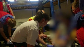 Notfallsanitäterin im Einsatz
