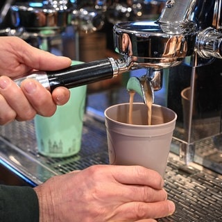 Die Kaffeebranache steht unter Druck, auch weil die Generation Z weniger Kaffee trinkt. (Symbolbild)