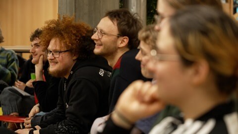 Eine Gruppe junger Leute.