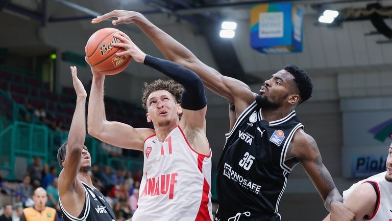 EJ Onu ist einer von insgesamt drei Spielern die von Pokalsieger Bamberg zu den Gladiators Trier wechseln. Er wurde in der vergangenen Saison zum besten Defensivspieler der Basketball-Bundesliga gekürt.