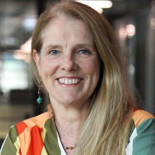 Bettina Gall