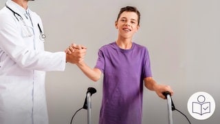Das ist ein Beispiel∙bild. Ein junger Mann mit geistiger Behinderung geht an einem Rollator. Ein Arzt hält seine Hand. Rechts das SWR Logo für Leichte Sprache. 